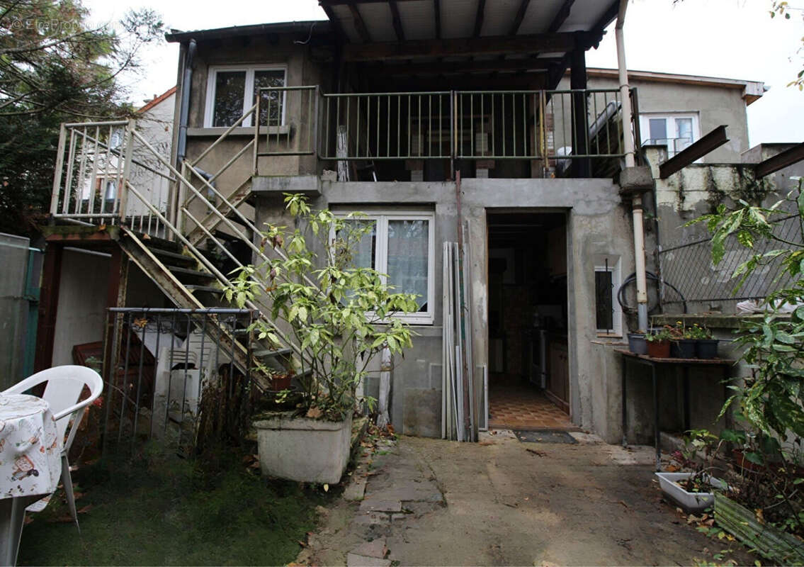 Maison à COLOMBES