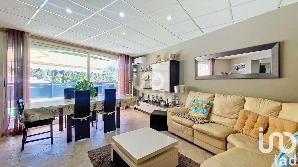 Photo 5 - Maison à CASTELLAR