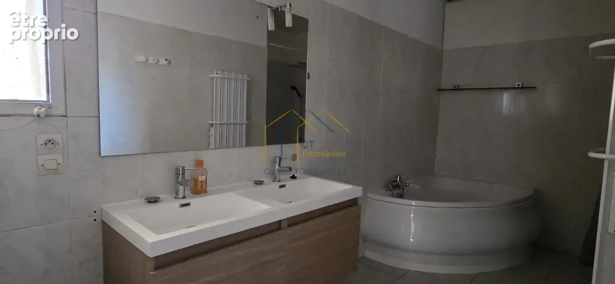 Appartement T3 avec grande terrasse - photo 8
