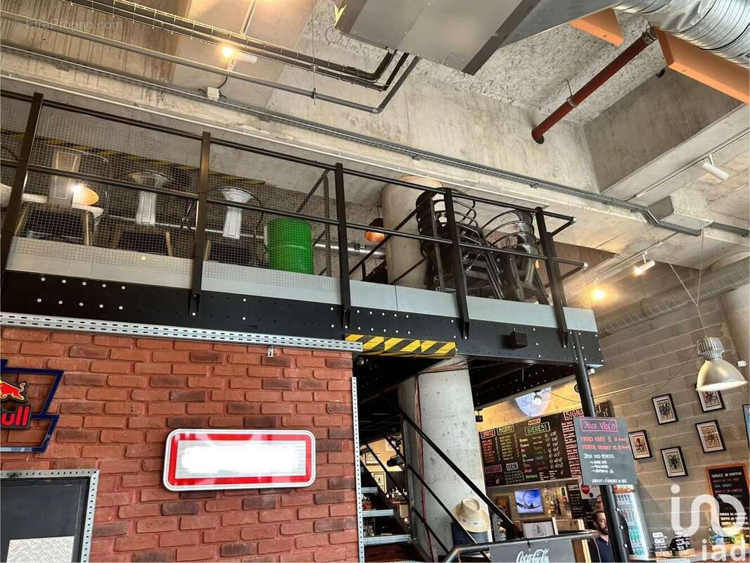 Photo 3 - Commerce à MARSEILLE-2E