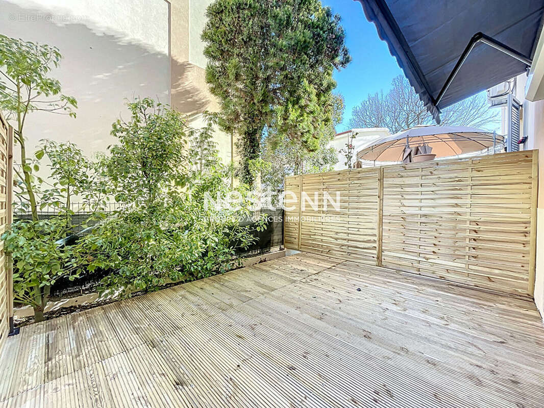 Appartement à VALLAURIS