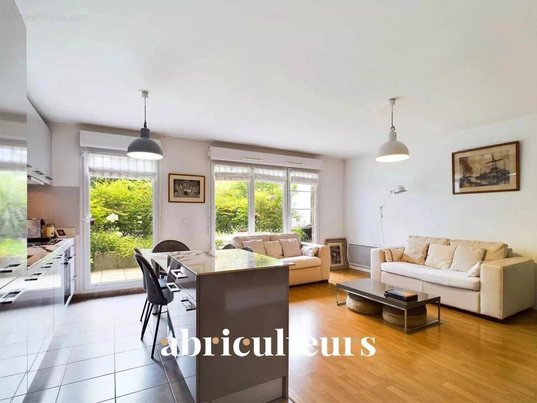 Appartement à RUEIL-MALMAISON