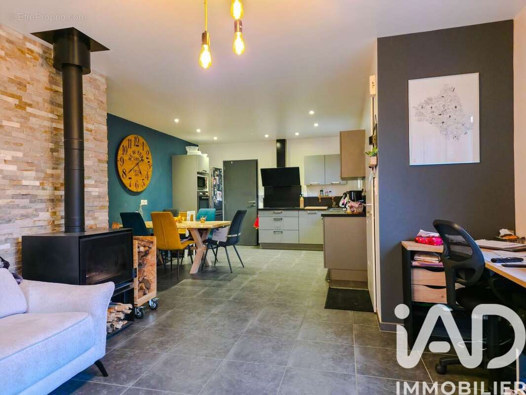 Photo 2 - Maison à LAISSAC