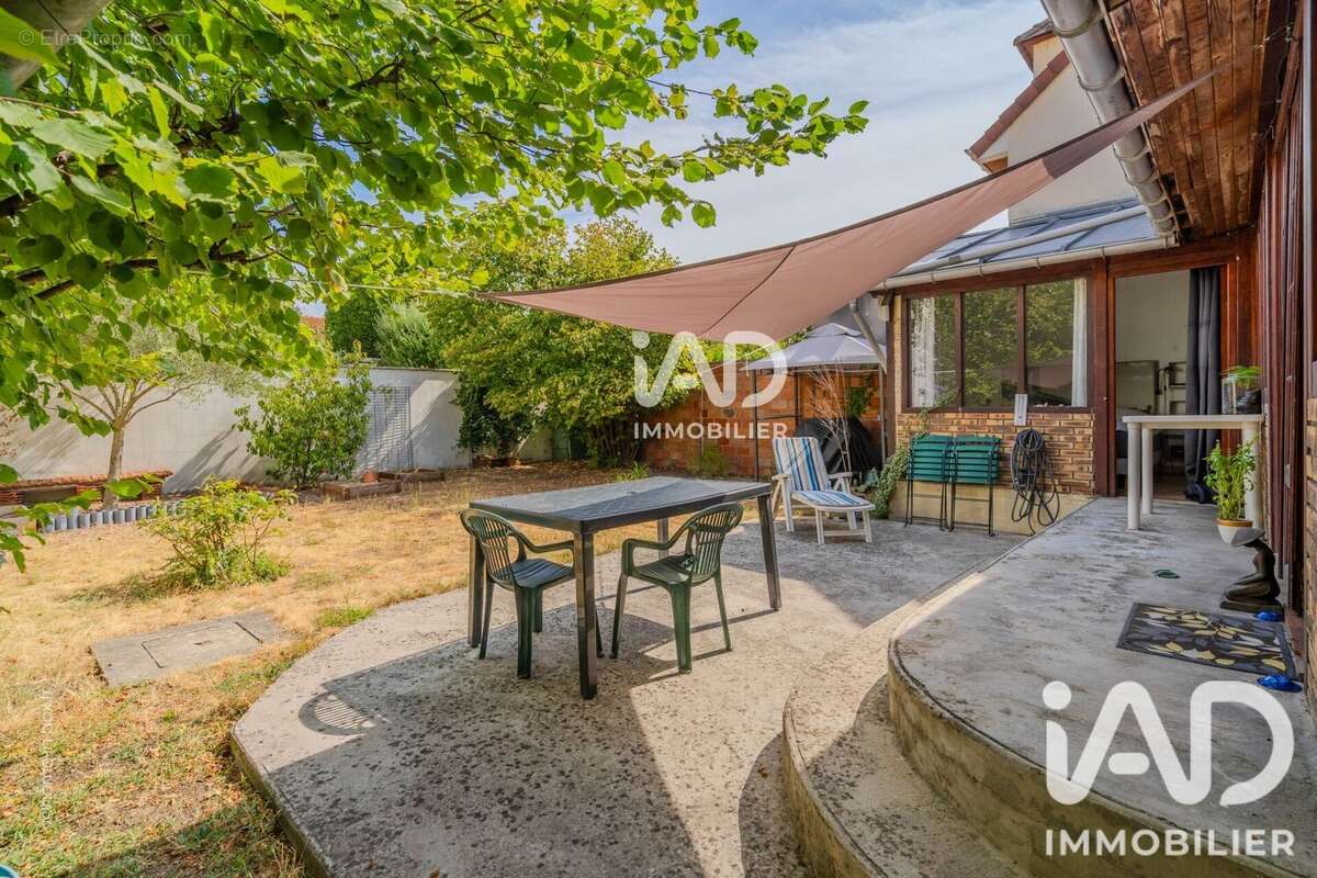 Maison 123 m² à Saint-Maur-Des-Fosses  - photo 3