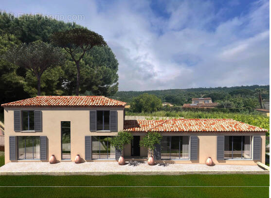 Terrain à PLAN-DE-LA-TOUR