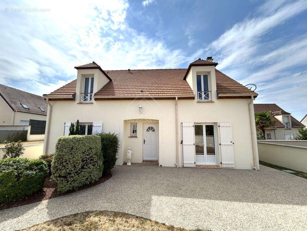 Superbe Propriété  6 pièces 130 m²  4 chambres à Buchelay - photo 25