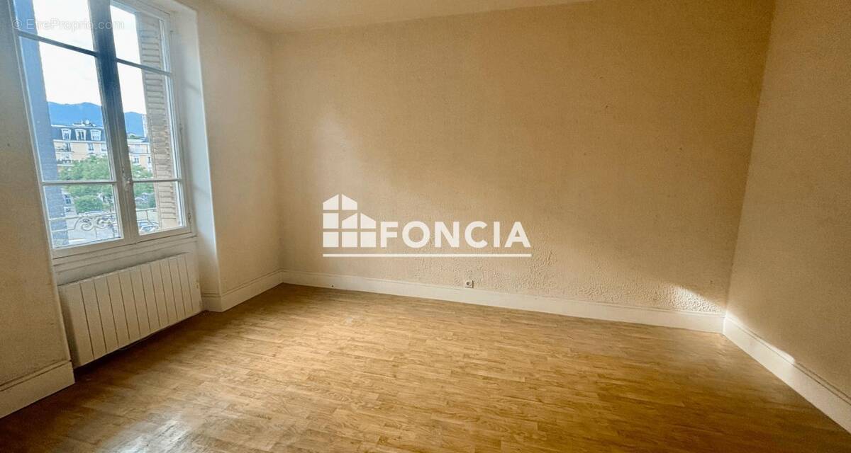 Appartement à AIX-LES-BAINS