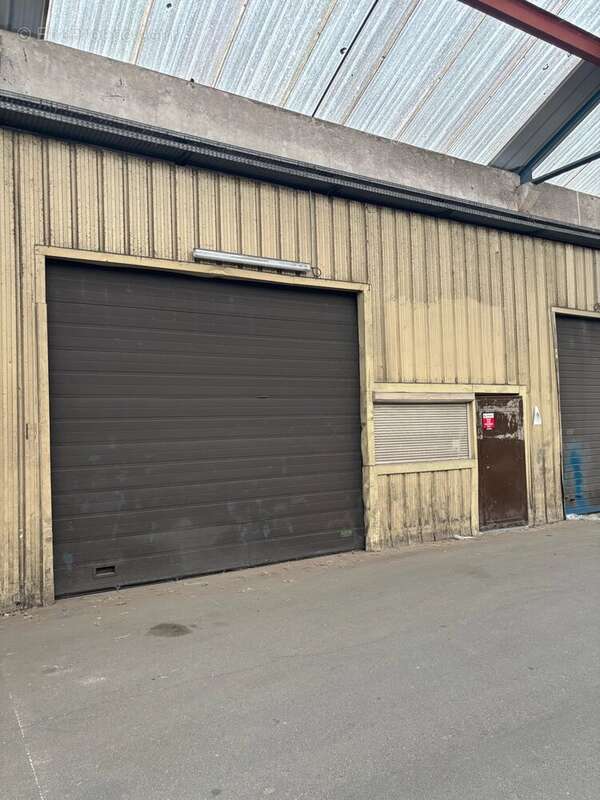 Commerce à SAINT-FARGEAU-PONTHIERRY