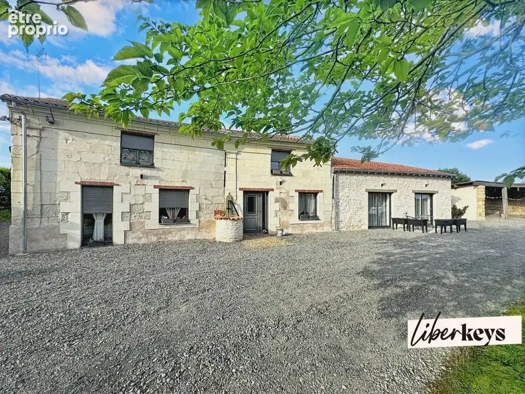 Belle opportunité, Longère totalement rénovée – 185 m² + dépendances – En campagne dans un cadre privilégié - photo 16