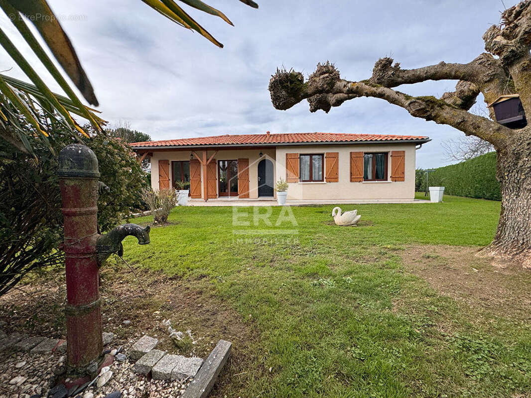 Maison à TEUILLAC