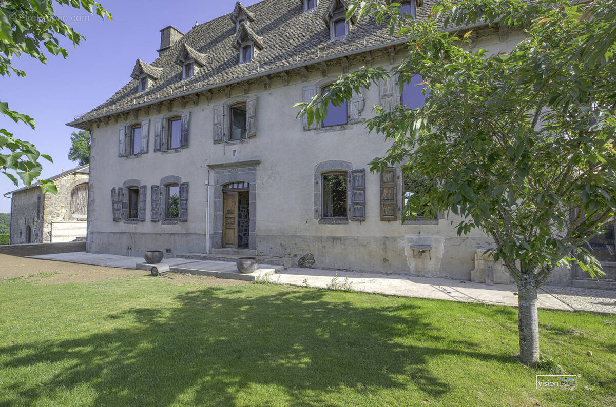 Maison à CRANDELLES