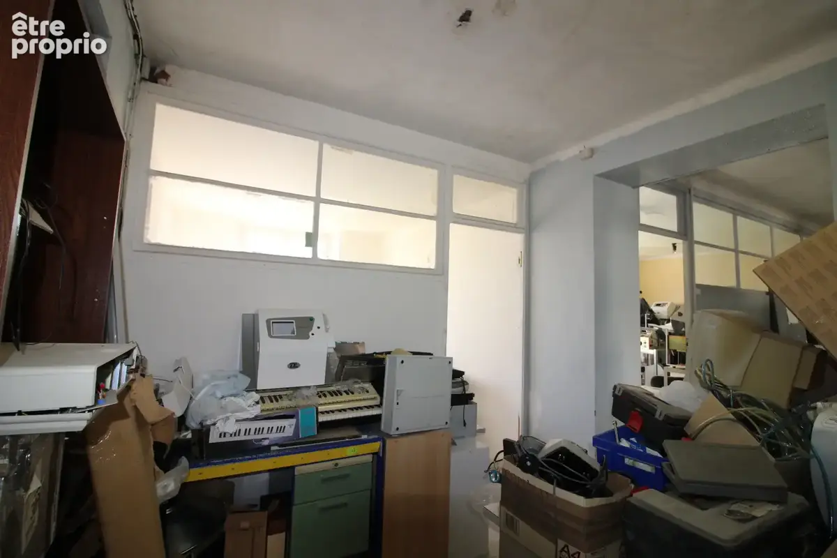 Immeuble a renover. - photo 6