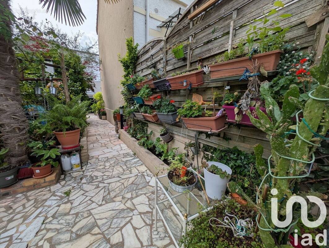 Photo 1 - Maison à ISSY-LES-MOULINEAUX