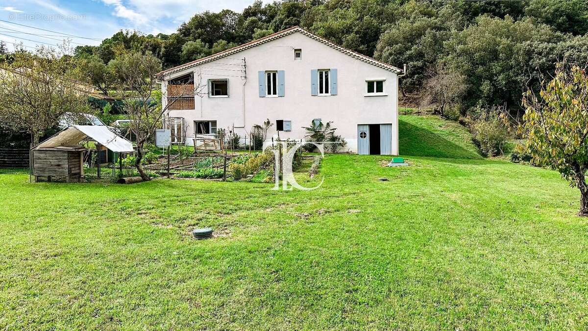 Maison à SAINT-AMBROIX