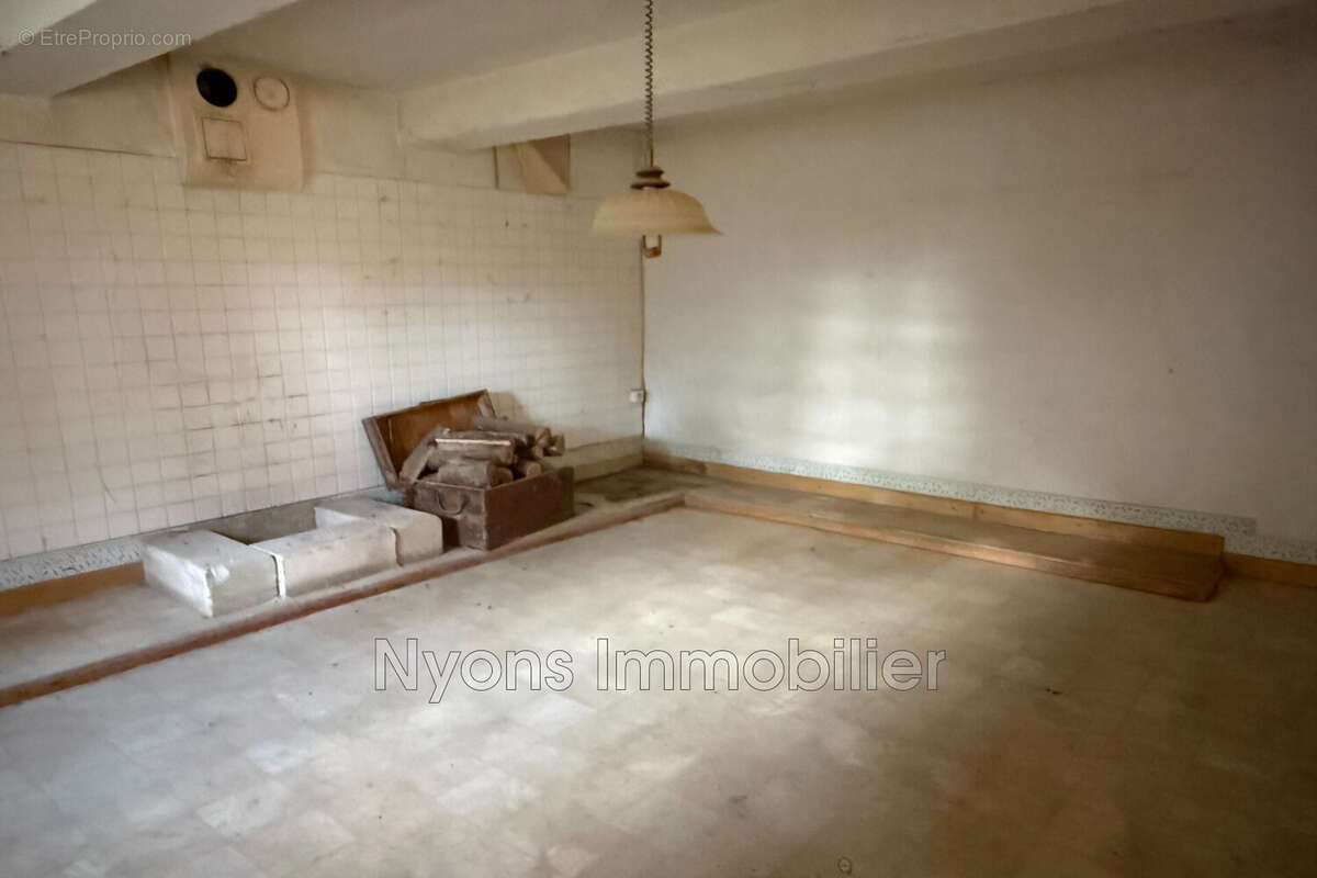 Maison à MONTBRISON-SUR-LEZ