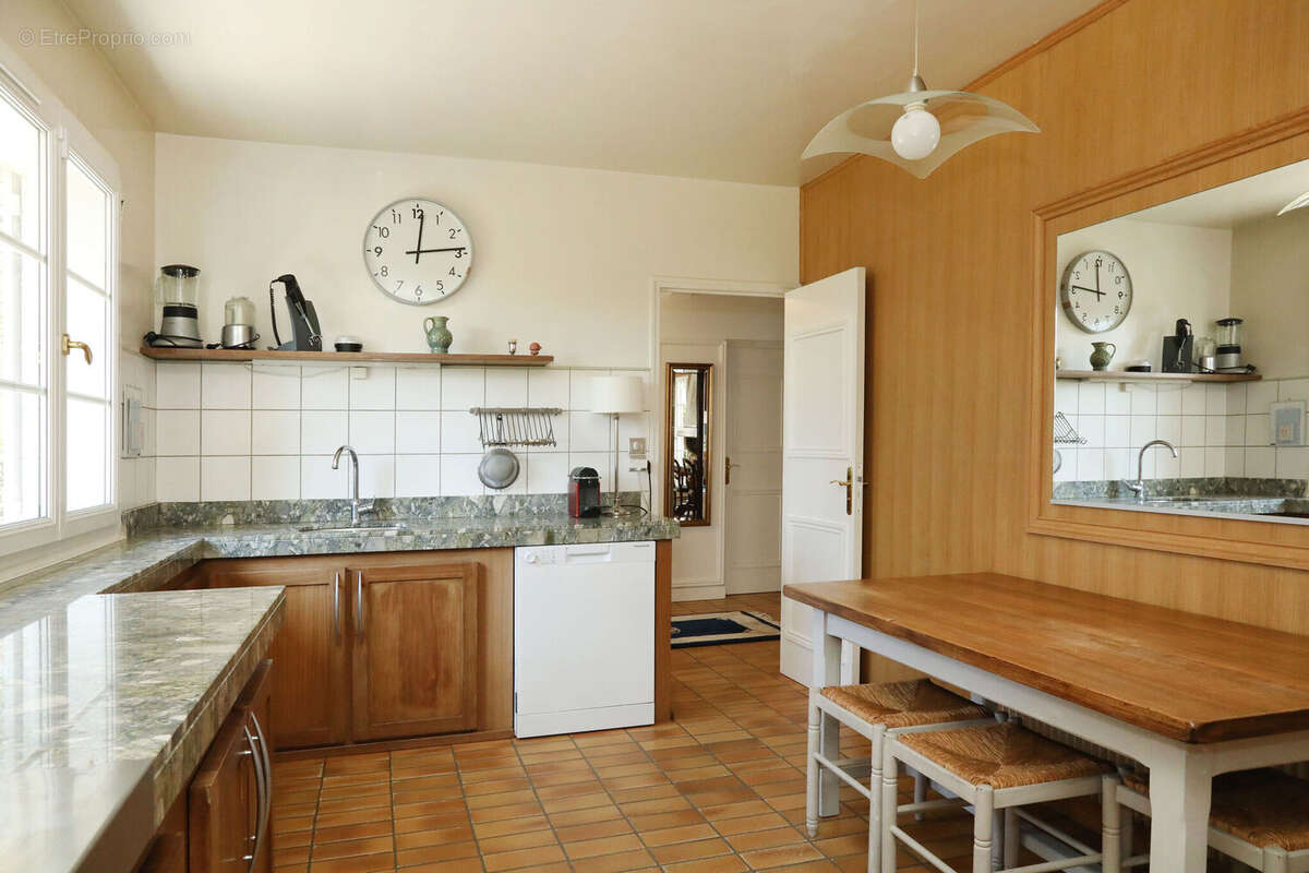 Photo 9 - Maison à LAMORLAYE