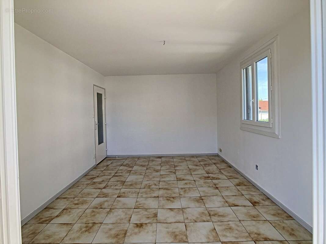 Appartement à MONTELIMAR