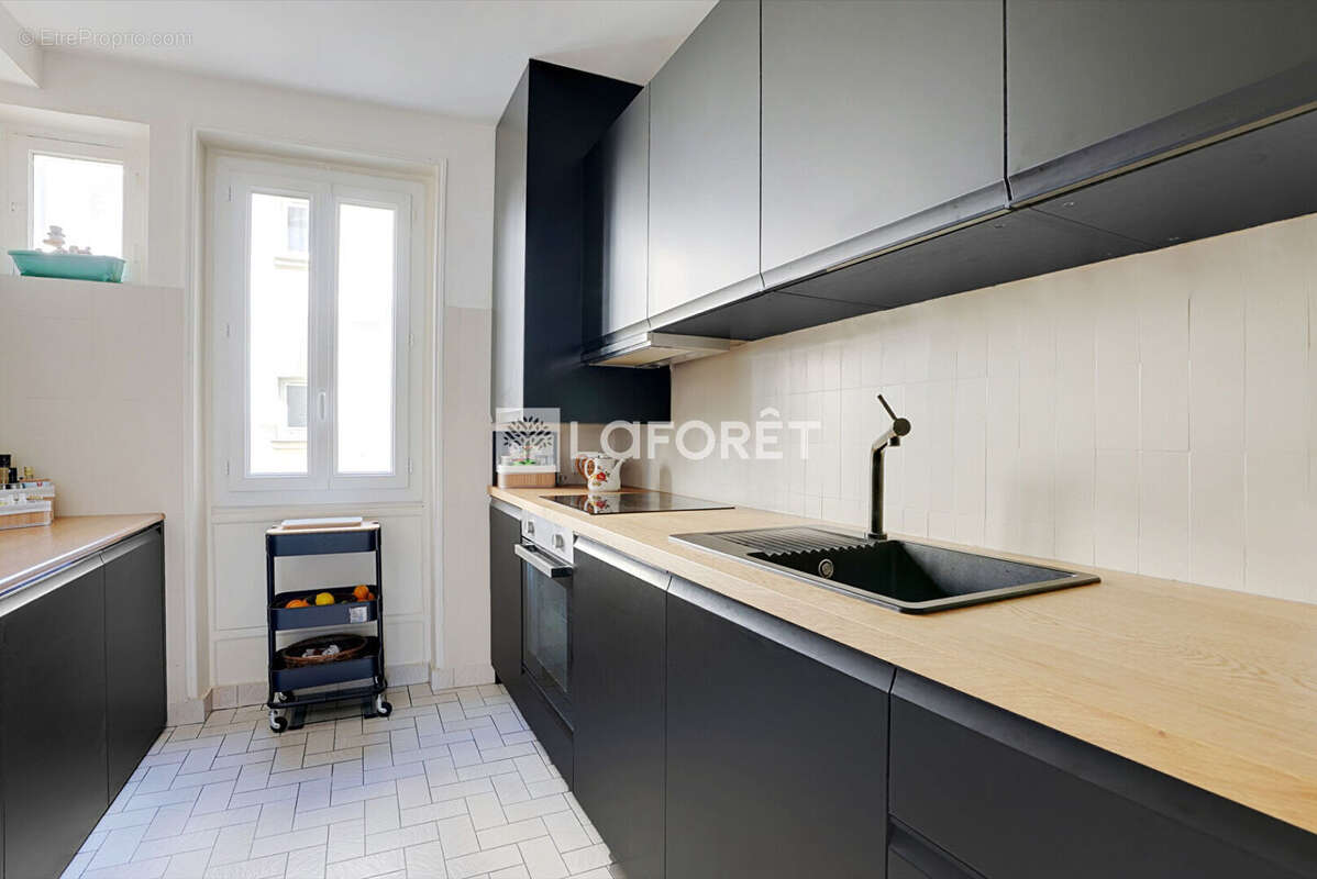 Appartement à PARIS-15E