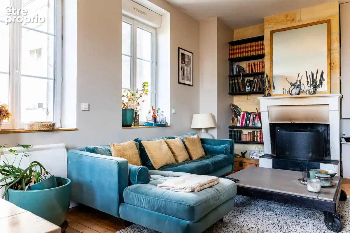 Appartement t4 dernier etage dans immeuble en pierre quartier croix blanche - photo 2