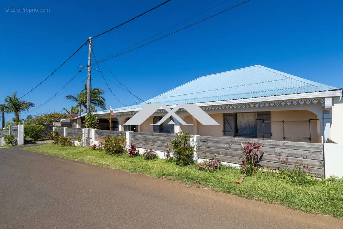 Maison à SAINT-JOSEPH