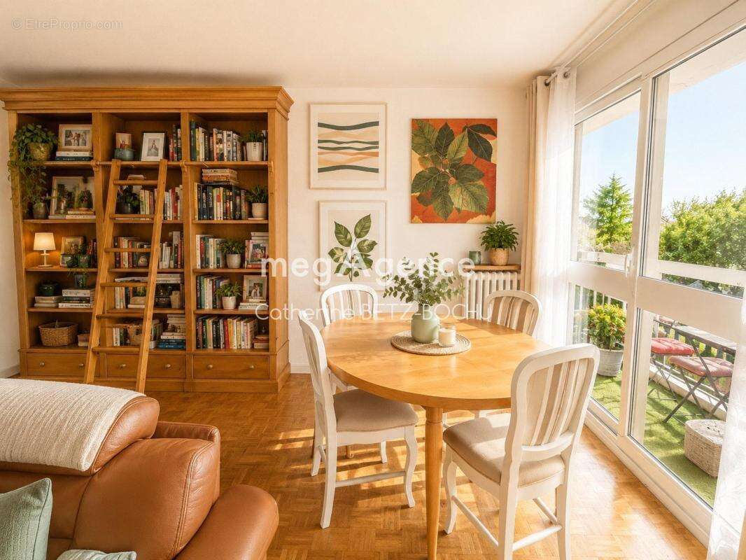 Appartement à EPINAY-SUR-SEINE