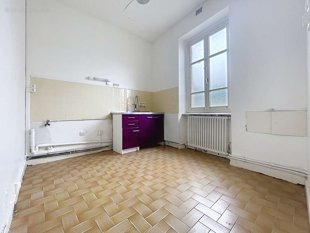 Maison à PIERRE-BENITE