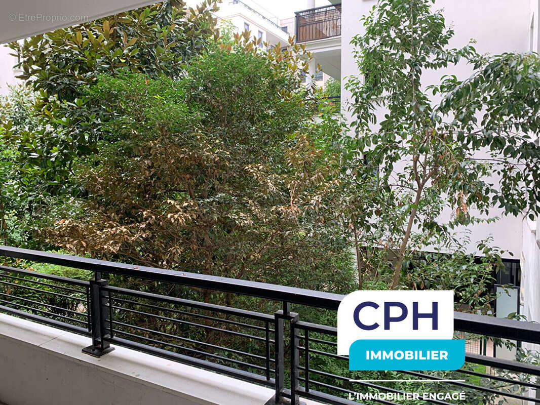 Appartement à SURESNES