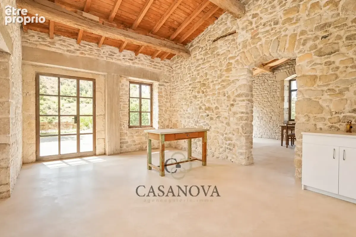 Domaine de caractère du XVIIe siècle sur 6.5 hectares avec près de 3 000 m² bâtis - photo 15