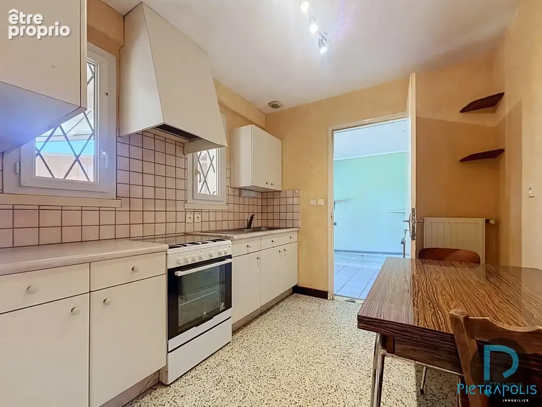 Maison 4 pièces 99 m² à vendre à Vonnas (01540) - photo 6