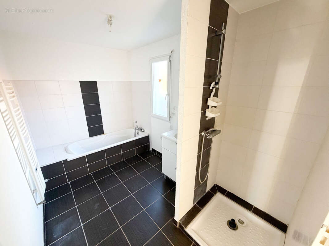 Maison à PONT-DU-CHATEAU