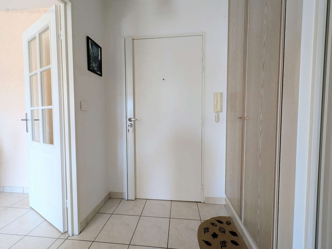 Appartement à JARVILLE-LA-MALGRANGE