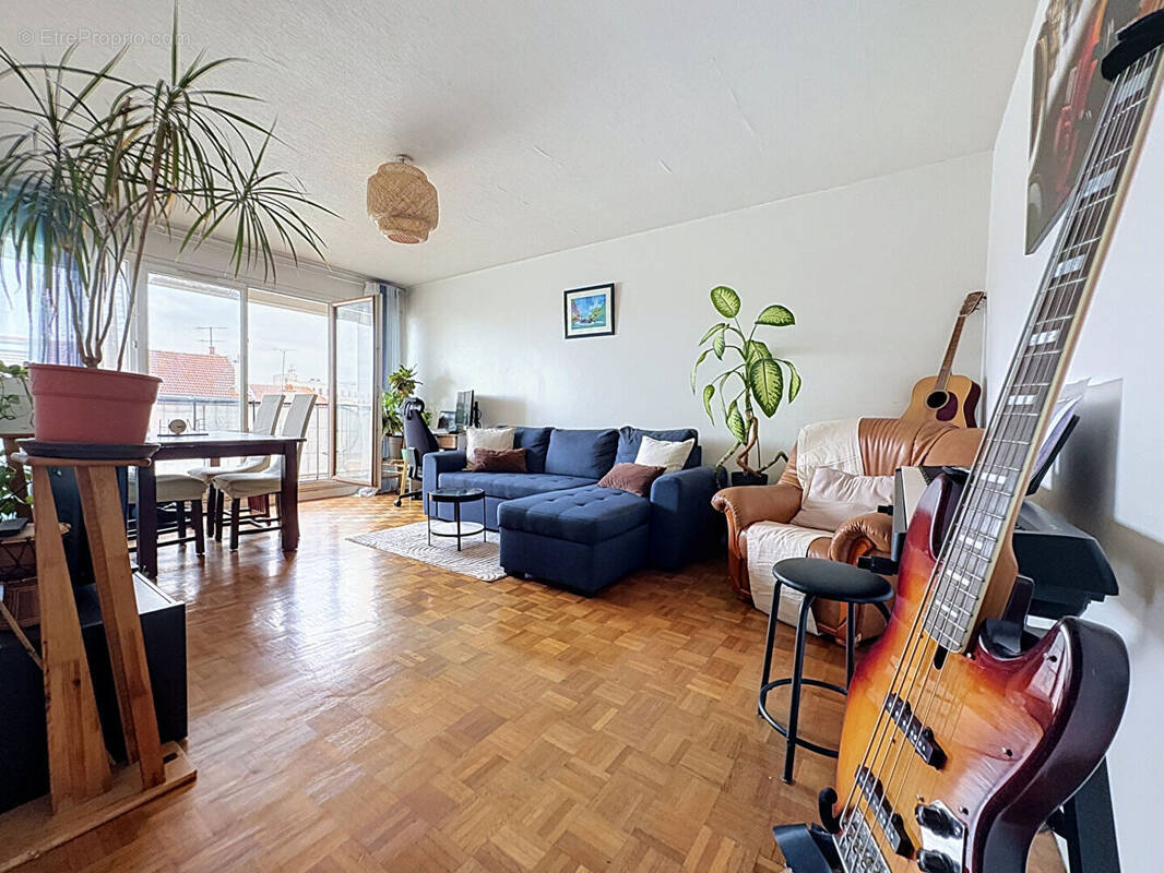 Appartement à ROMAINVILLE
