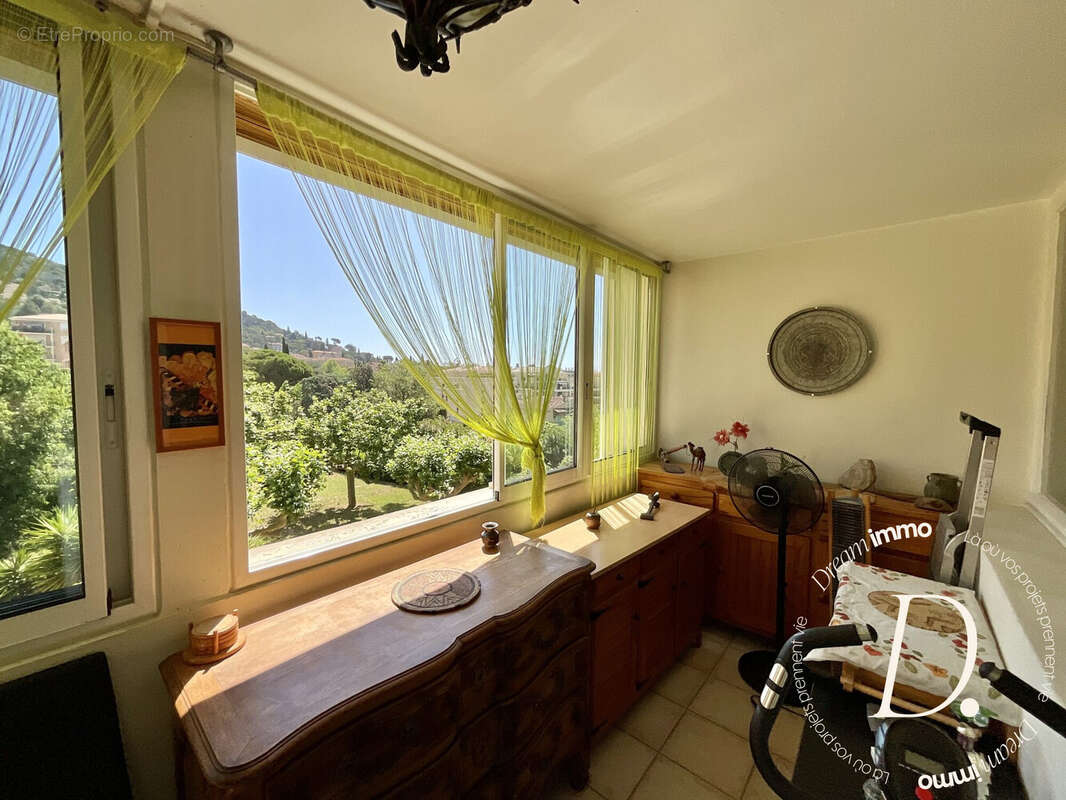 Appartement à HYERES