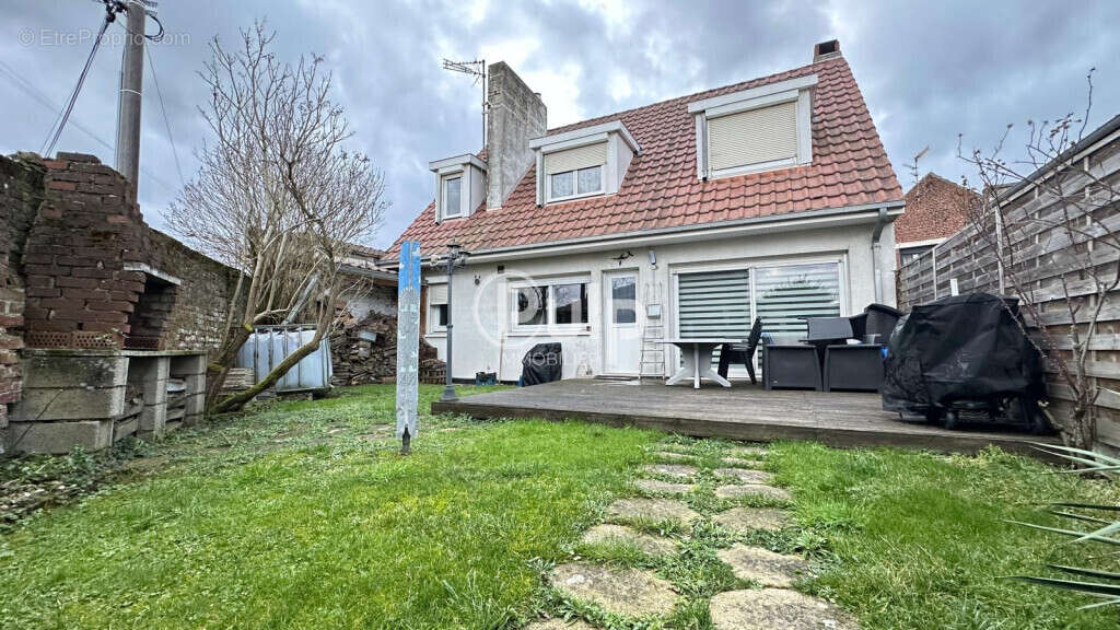 Maison à BRUAY-LA-BUISSIERE