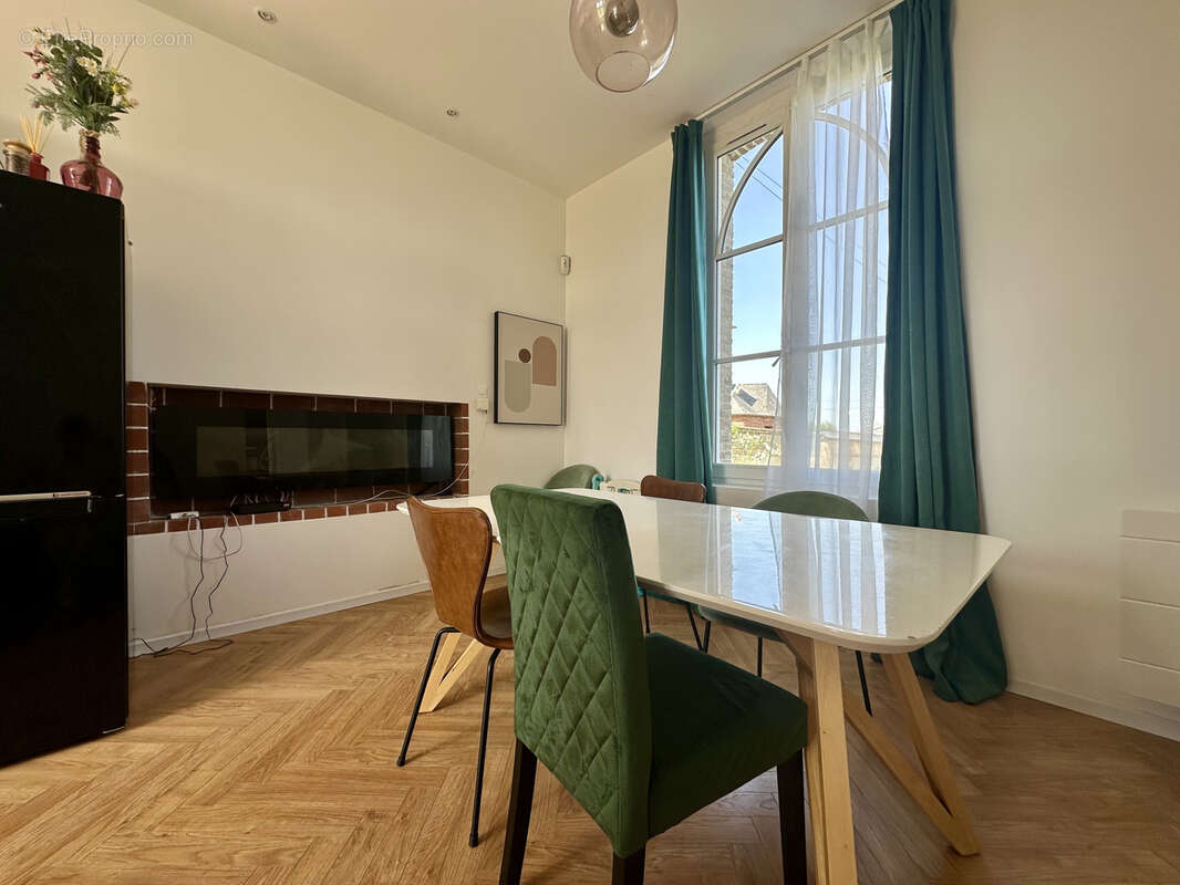 Maison à NEUFCHATEL-EN-BRAY