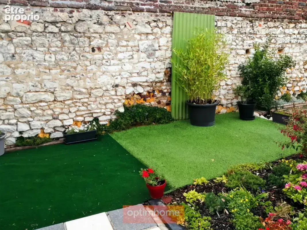Maison de caractère – 2 chambres – cour et jardin - photo 18