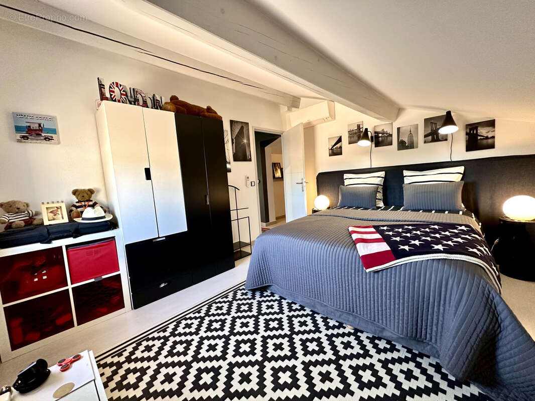 Maison à PLAN-DE-LA-TOUR