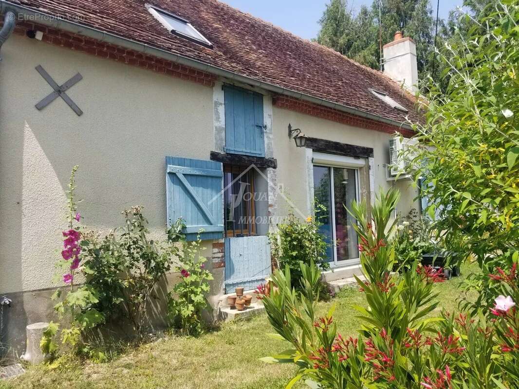 Maison à LE VILHAIN