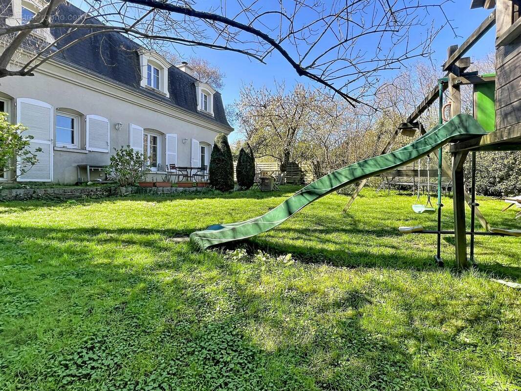 Maison à GARCHES