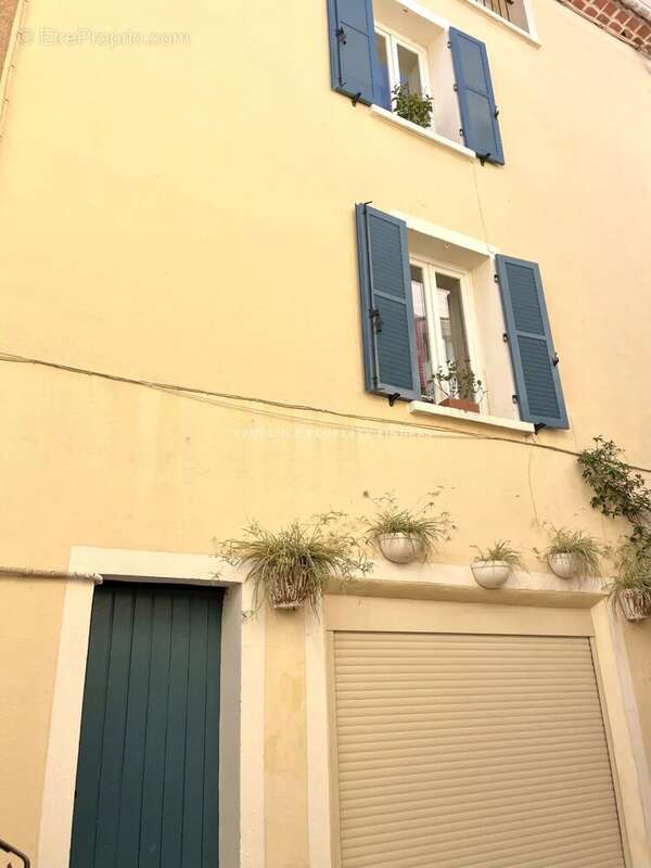 Maison à VILLECROZE