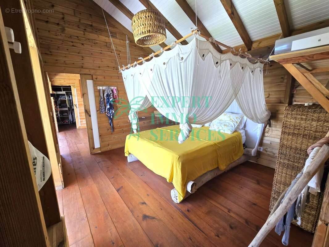 Maison à CAPESTERRE-DE-MARIE-GALANTE