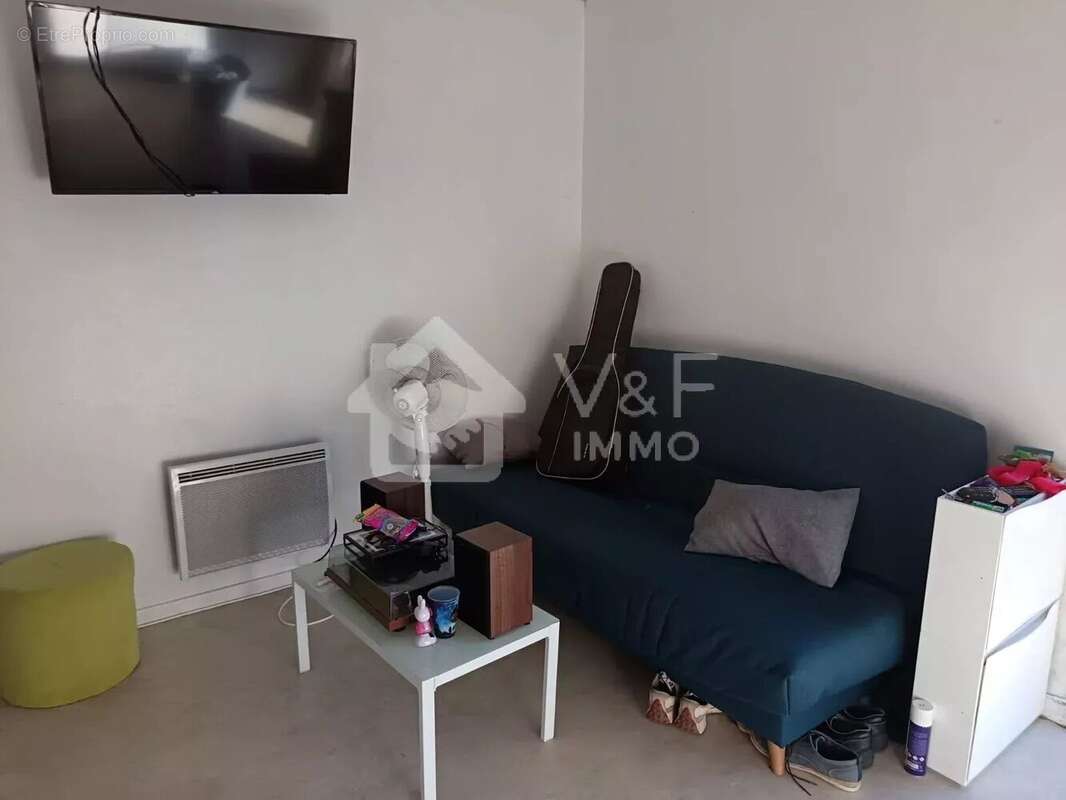 Maison à LAUZERVILLE