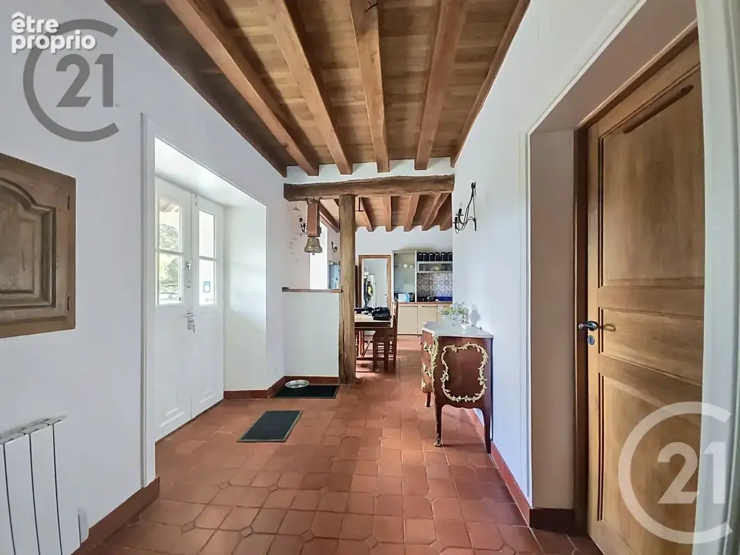 Maison 10 pièces 331 m² à vendre à Lescherolles (77320) - photo 2