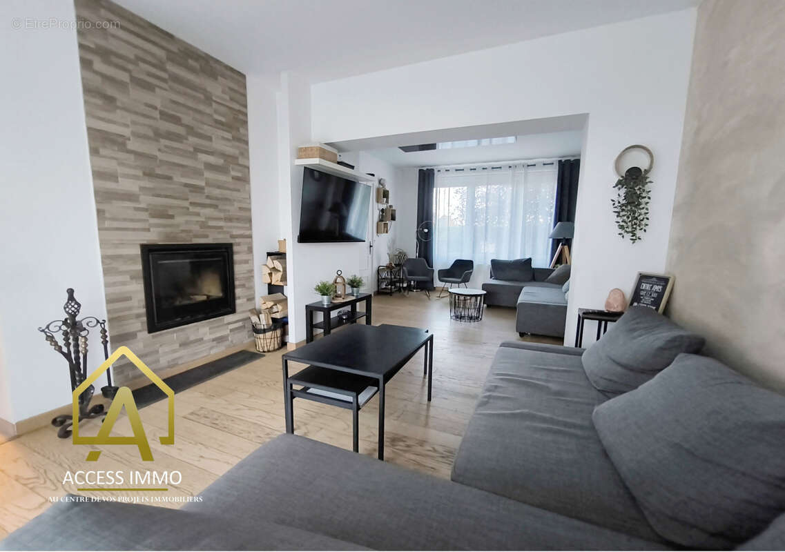 Maison à VIEUX-CONDE