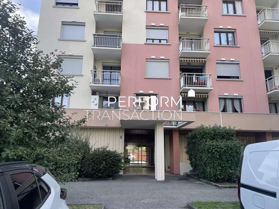 Appartement à ECHIROLLES