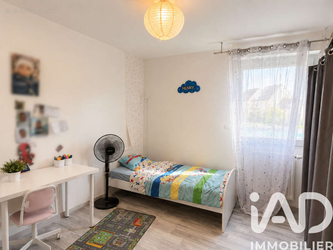 Maison 116 m² à Monnaie  - photo 6