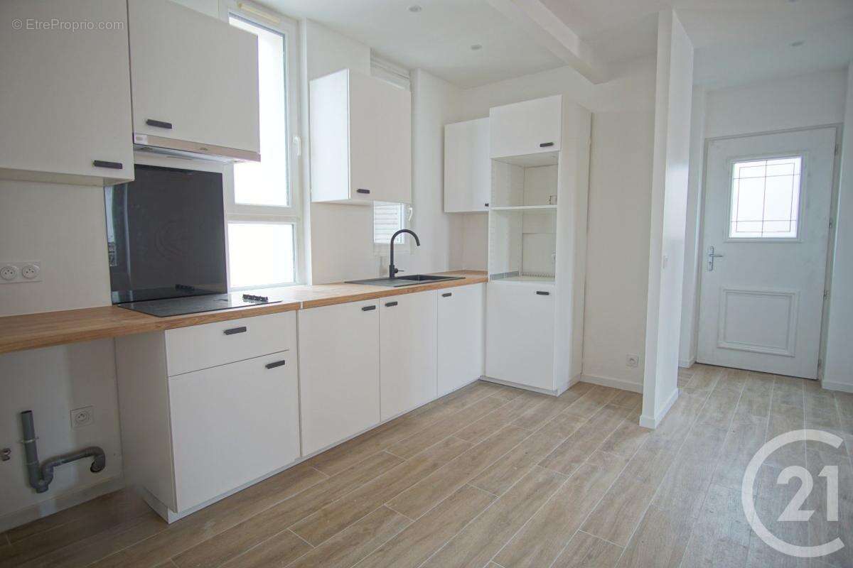 Maison à CHOISY-LE-ROI