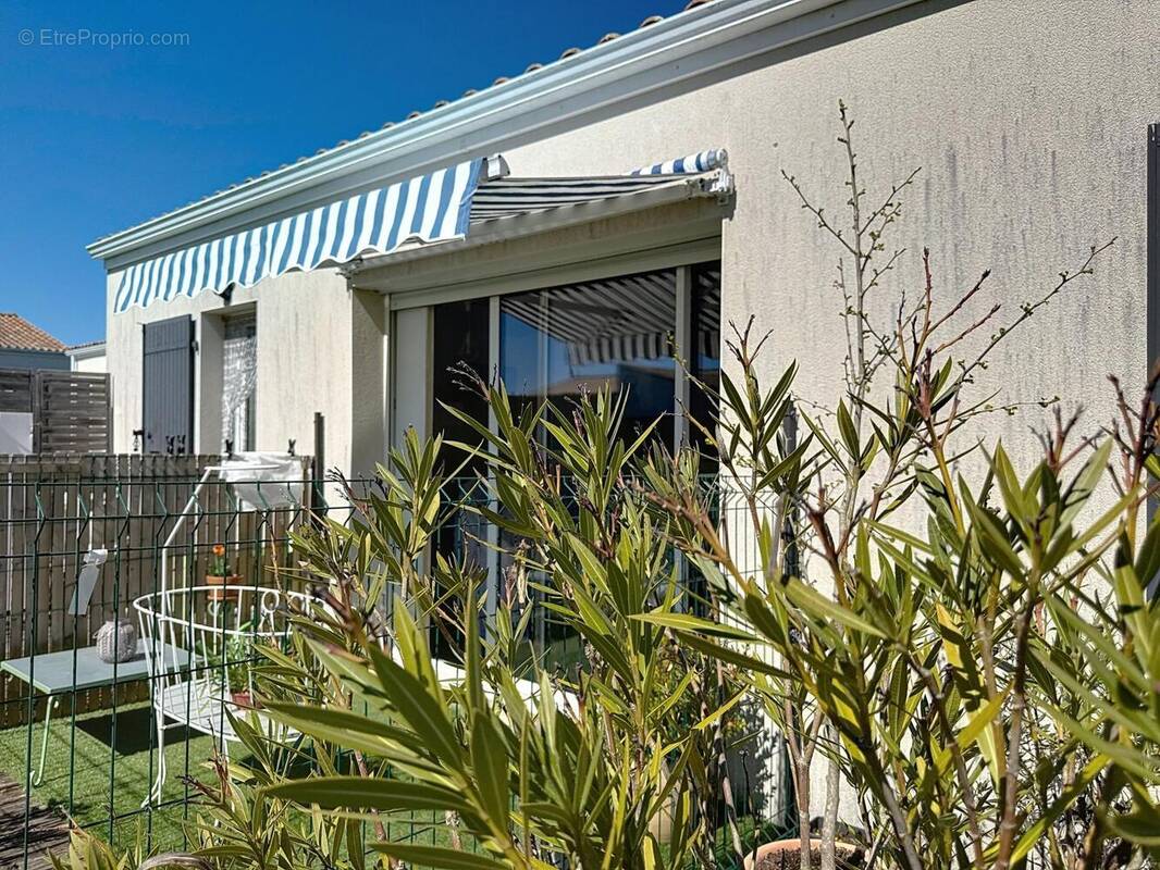 Photo 1 - Maison à COZES