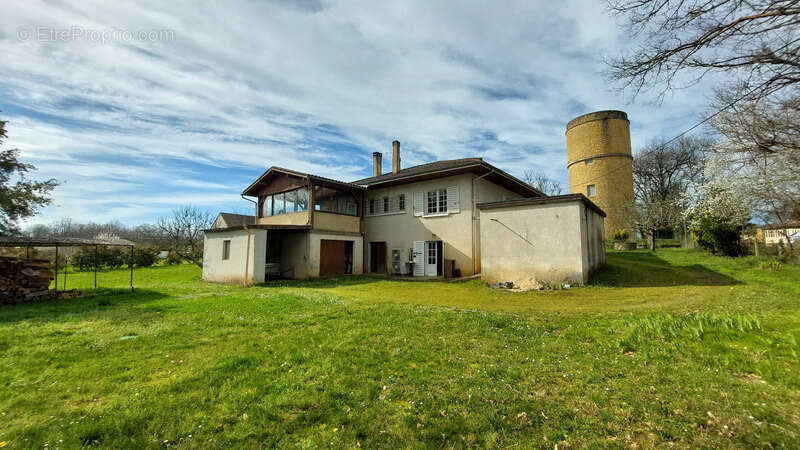 Maison à SIORAC-EN-PERIGORD