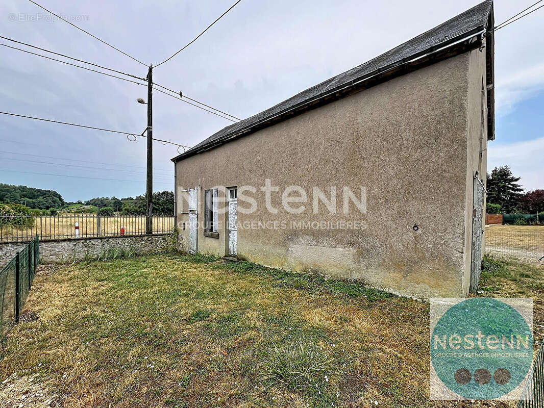 Plus de 500 m² de potentiel à 10 min de Blois ? Deux bâtiments sur 4 000 m² ! - photo 6
